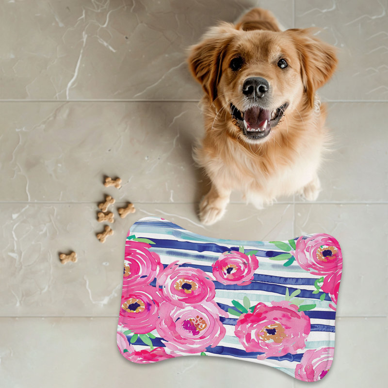 Tapis d'alimentation 1 pièce Buttercup Blossoms, 18"