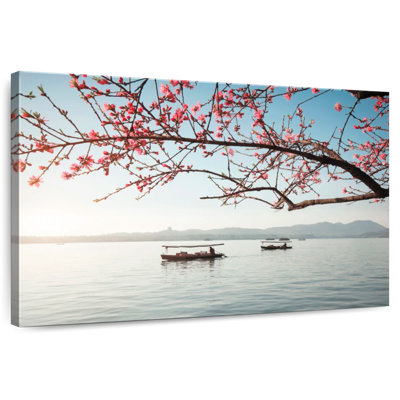 Alvord West Lake au printemps