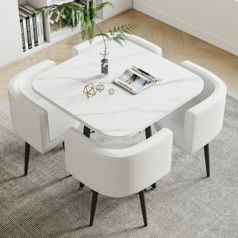 Ensemble de table de salle à manger 31,49 "en MDF à motif de marbre blanc avec 4 chaises incurvées en similicuir, White