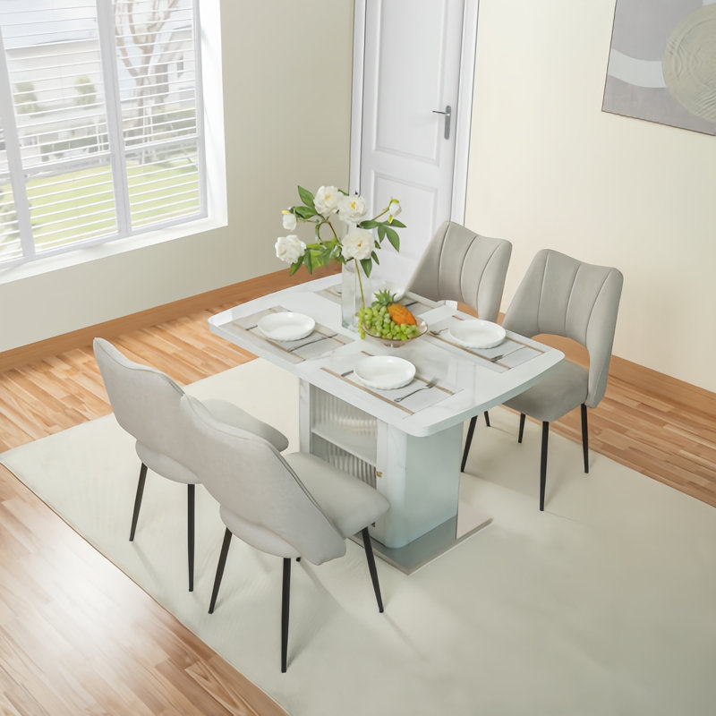 Table de salle à manger extensible 47,24 "à 63" moderne avec plateau en marbre, base d'armoire de rangement avec pieds en métal