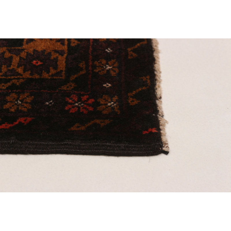 Tapis brun Teimani 3 pi 11 po x 6 pi 5 po
