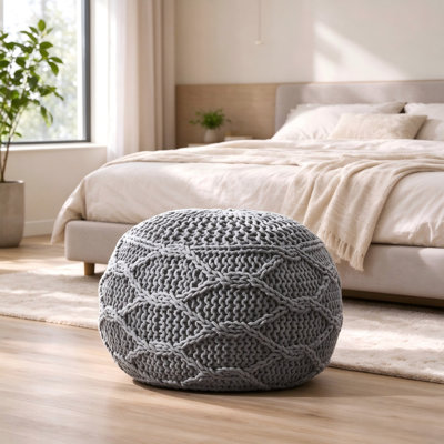 Pouf tricoté 20 x 20