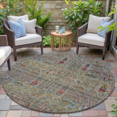 Machine Washable Indoor/Outdoor Xhevrie Green Rug