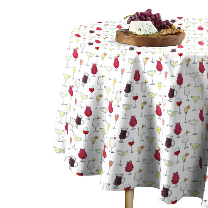 Felipe Geometric Round Tablecloth, 84" x 84"