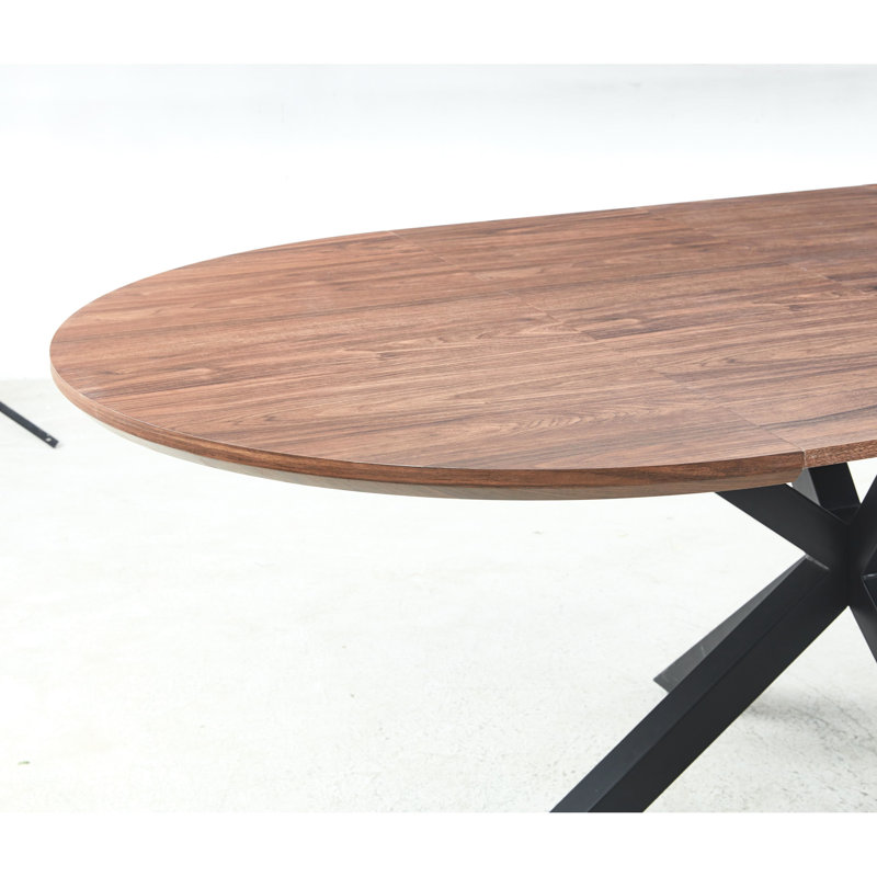 Pieds de table stables et ingénieusement conçus pour les tables de salle à manger