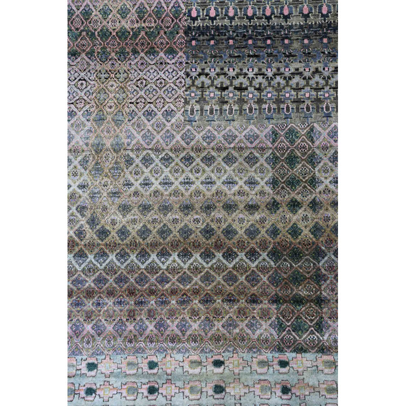 Silk Treasures Geometric Area Rug in Gray