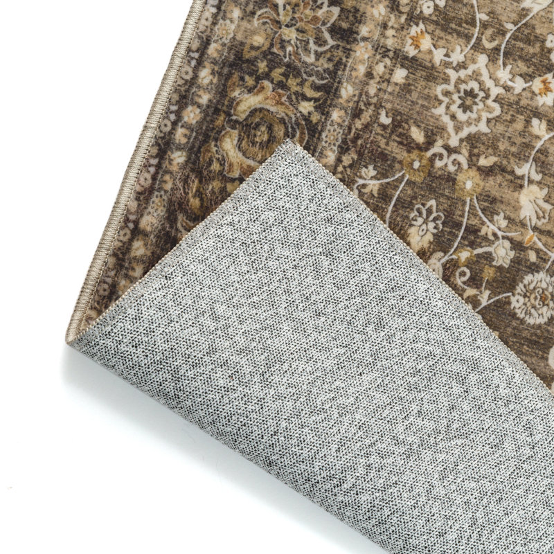 Tapis brun Camila, Rectangle 7 pi 9 po x 9 pi 9 po, Brun
