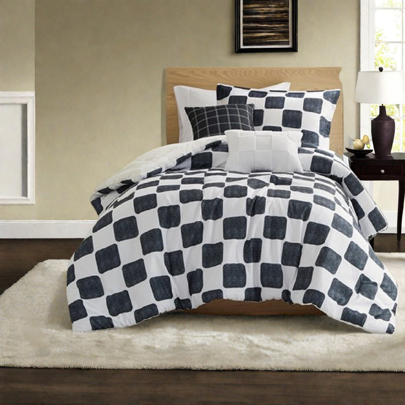 Comfortable Hypoallergenic Bedding Sets, Polyester Checkered Design For Home
