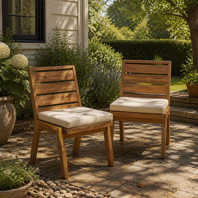 Ensemble de 2 chaises de patio en bois d'acacia avec coussins lavables beiges pour une assise extérieure confortable, finition teck