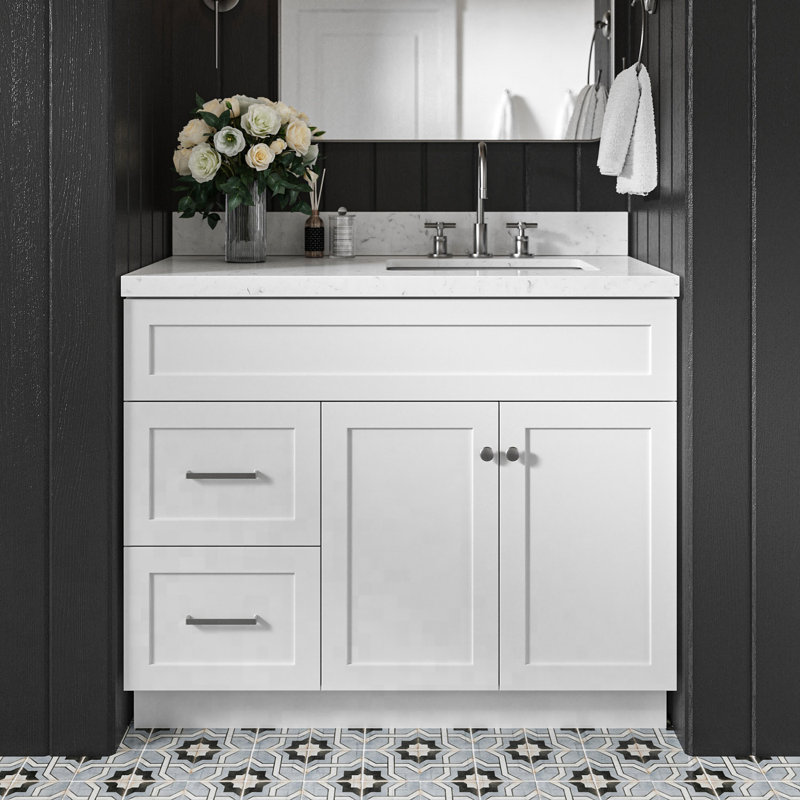 Hamlet 42.25'' Bathroom Vanity with Carrara Quartz Top, White