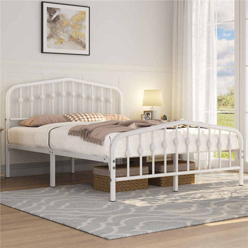 Metal Bed with Arched Headboard and Footboard, Kingsize (5'), White