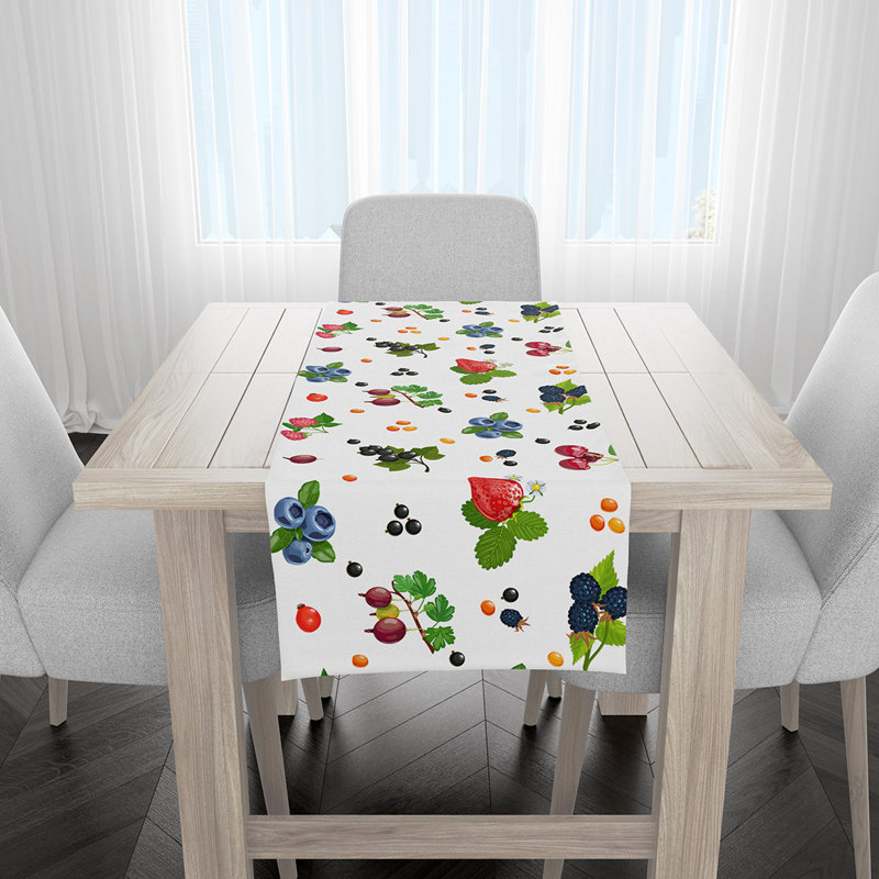 Urbanna Table Runner