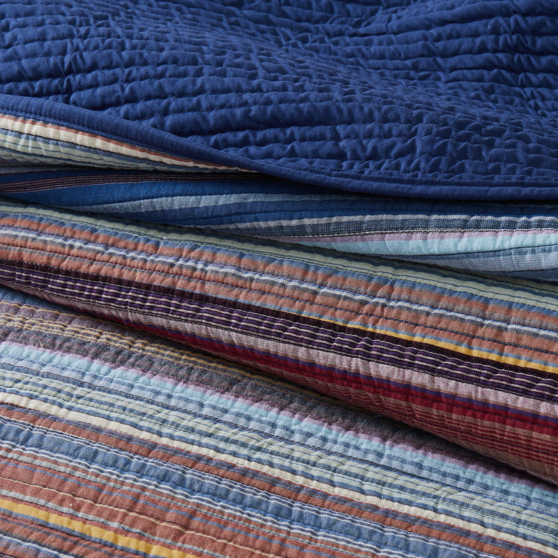 Arvo Met Stripe Yarn Dye Quilt Set, King Quilt + 2 King Shams