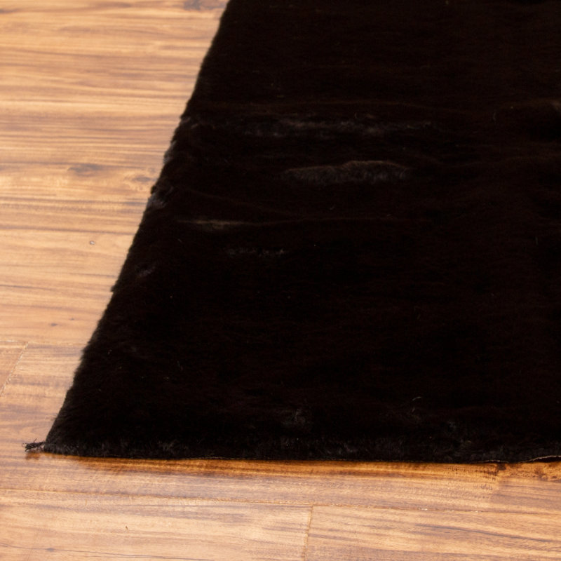 Tapis noir à poils longs Ballerini, Rectangle 6 pi 7 po x 9 pi
