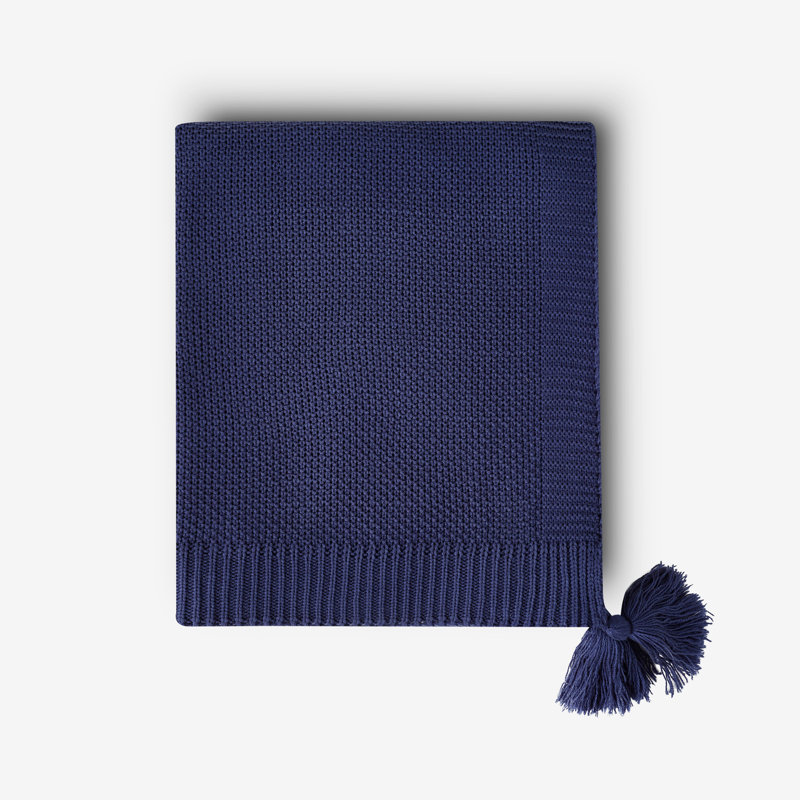 Strattenburg Throw Blanket, Blue