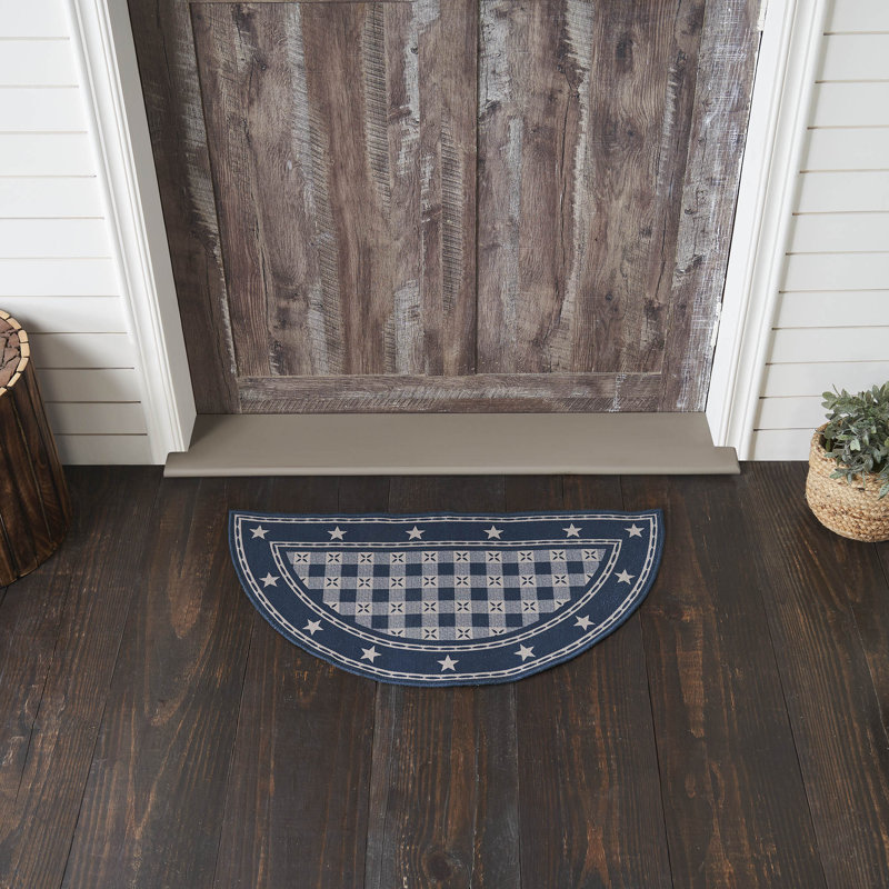 Tapis intérieur / extérieur Bronez, Demi-cercle 1 pi 4,5 po x 2 pi 9 po