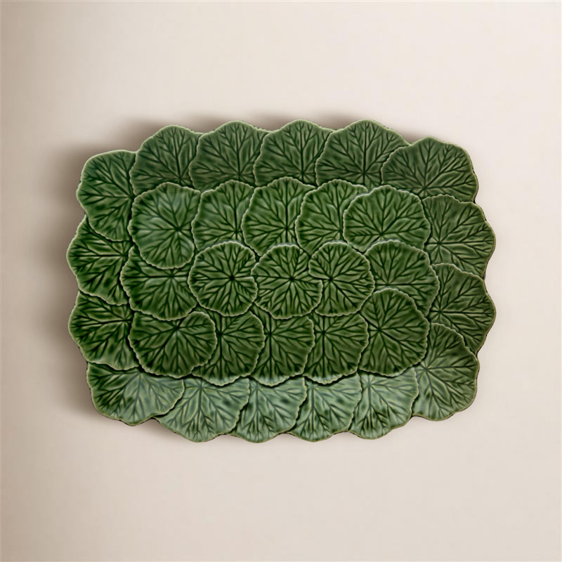 Bordallo Pinheiro Geranium Platter, Green