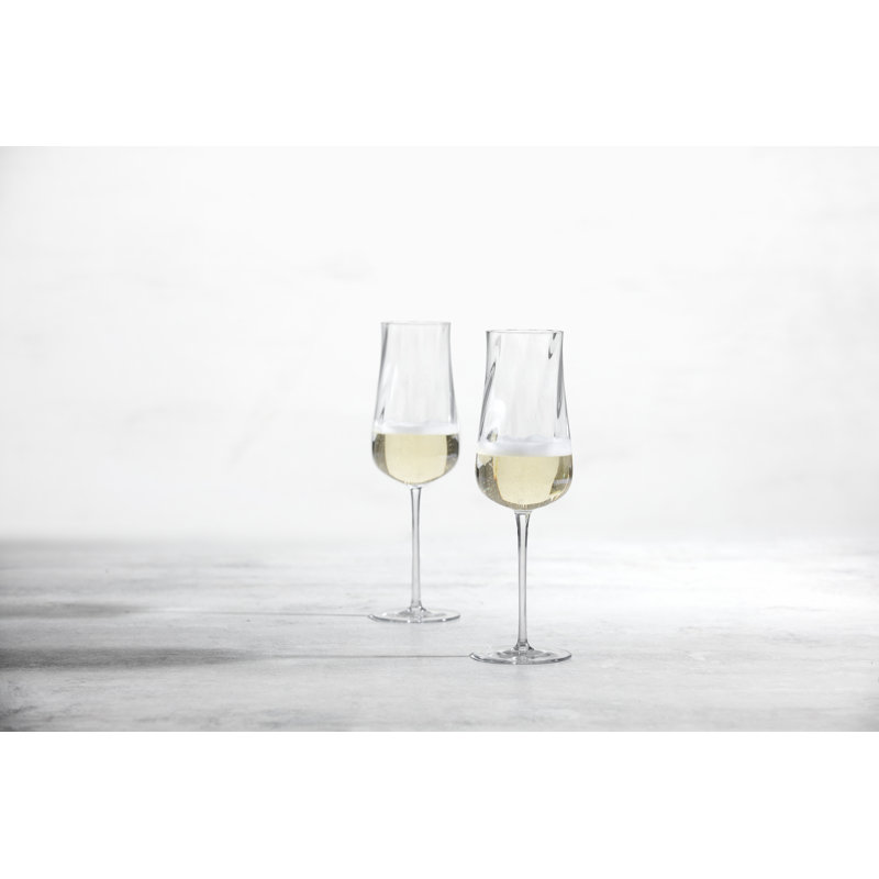 Marlene Champagne (77) 12.3oz (.36L)