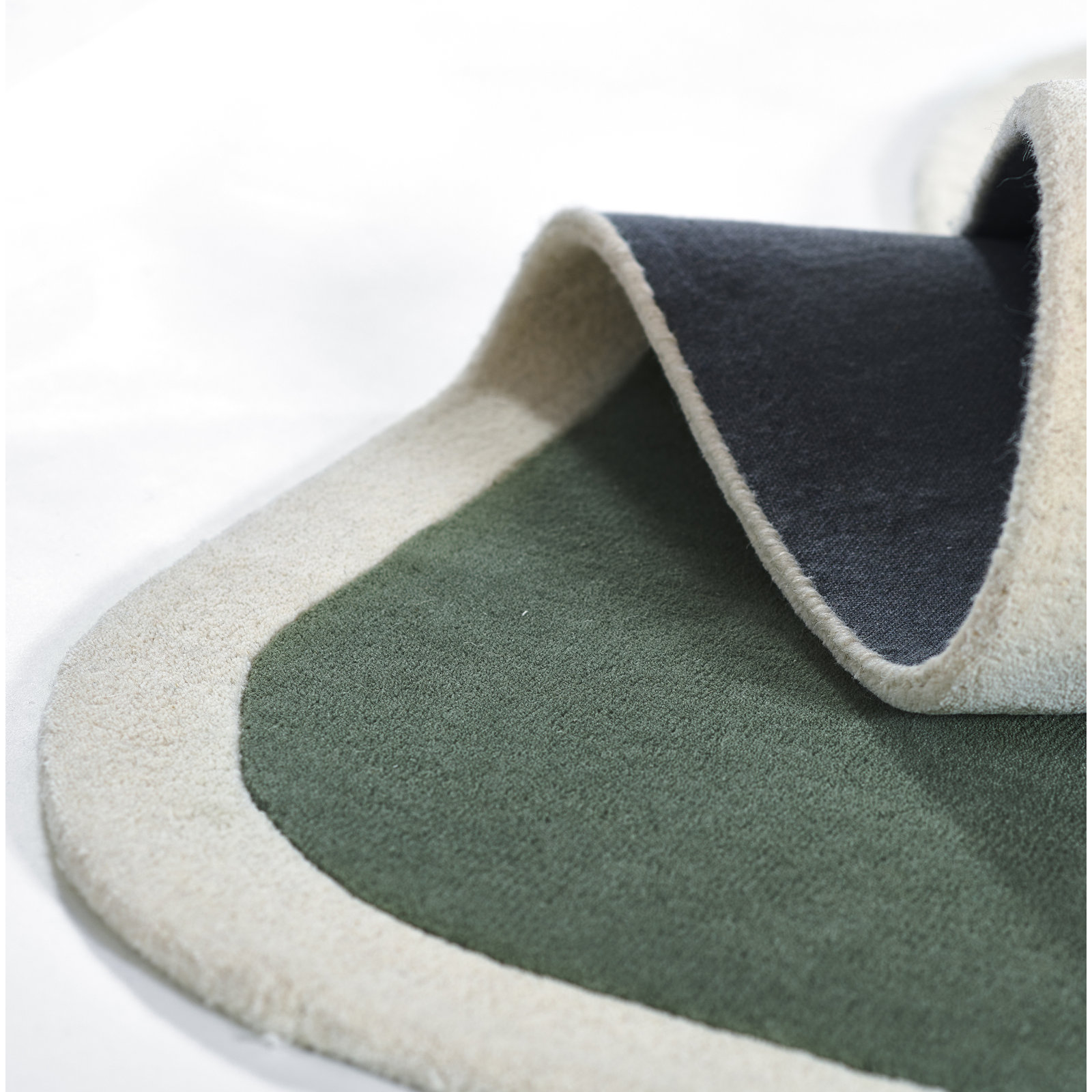 Hermione Green Beige Hand-Tufted Wool Rug, Rectangle 3'6" x 5'6"