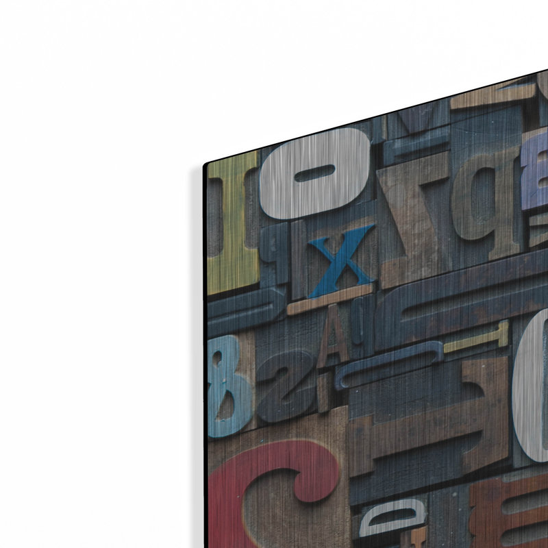 «Latitude typographie 6» par Holli Conger, Latitude Wall®, art mural en métal, H 12 po x l 24 po