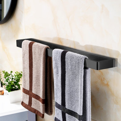 1 Towel Bar
