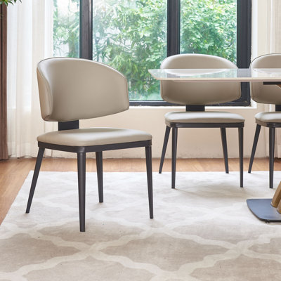 Ensemble de 2 chaises de salle à manger rembourrées en cuir de polyuréthane, chaise de cuisine moderne avec dossier incurvé et structure en métal robuste, gris
