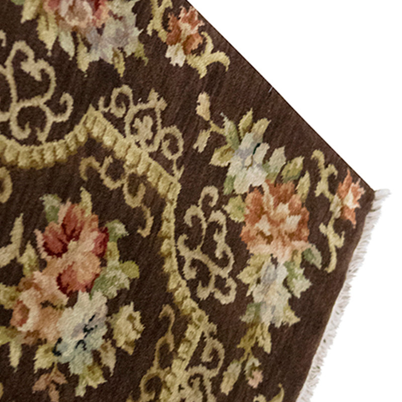 Tapis brun noué à la main de haute qualité