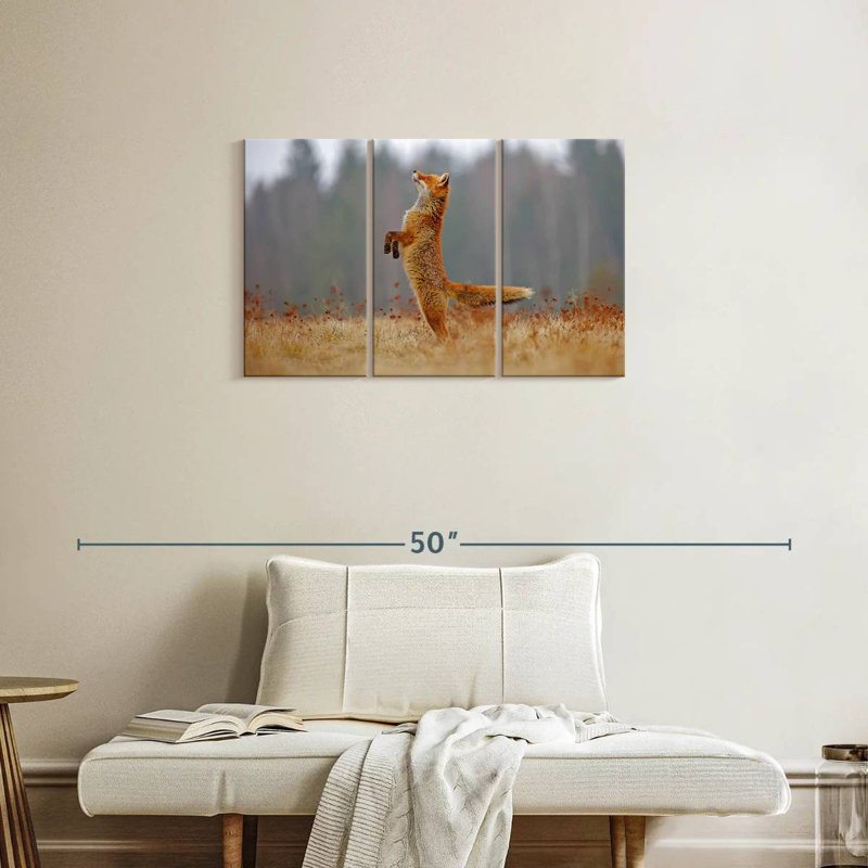 Brampt Fox Stand, 20" H x 33" W