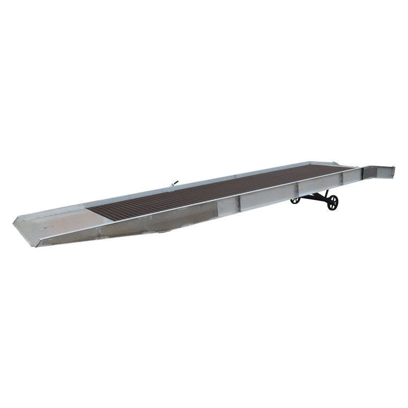 Rampe de cour 45 po Vestil, H 45 po x l 74 po x P 432 po