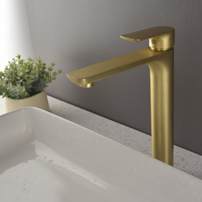 Single-Hole Bathroom Faucet