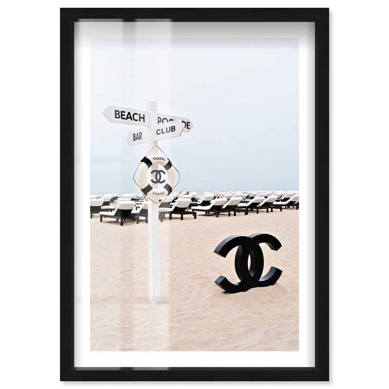 «Coastal Call Shadowbox» par Notoriart, Noir, H 16 po x l 11 po