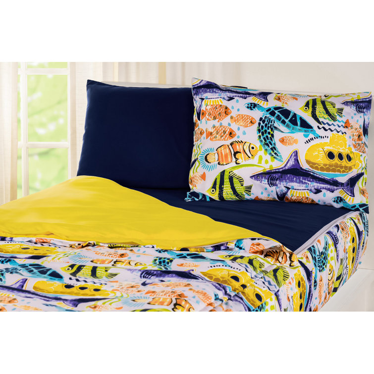 Lahsana Splashed & Splattered Bunkie Deluxe All-in-One Zipper Bedding Set East Urban Home Size: Twin