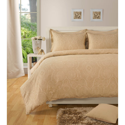 Lyon Paisley Duvet Cover Set with Pillowcases