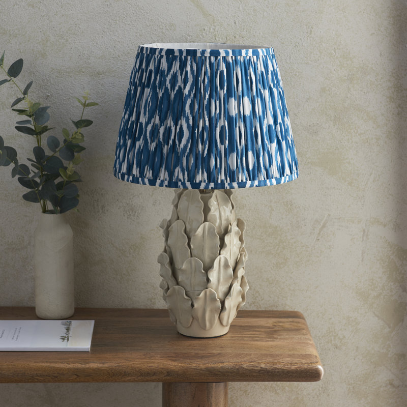 Layered Leaf Table Lamp