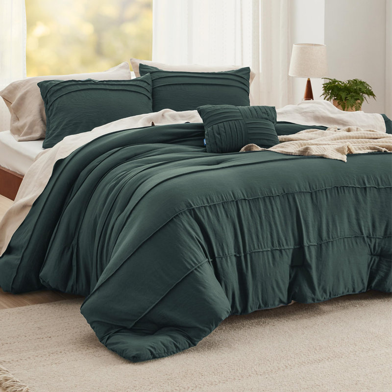 Bedsure Pinch Pleat Comforter Set Boho Bed-in-A-Bag Bedding Set with  Pillowcases for All Season, Emerald Green