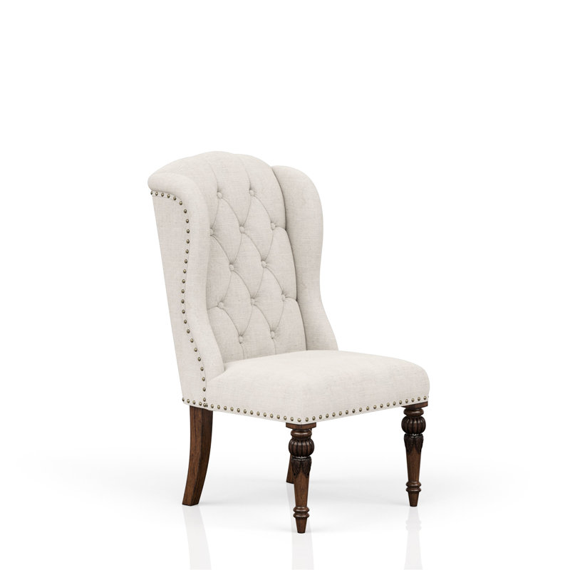 Fauteuil à oreilles tapissier hôte gris avec construction ferme