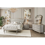 St. Charles Eastern King 6-Piece Bedroom Set - Dove Gray