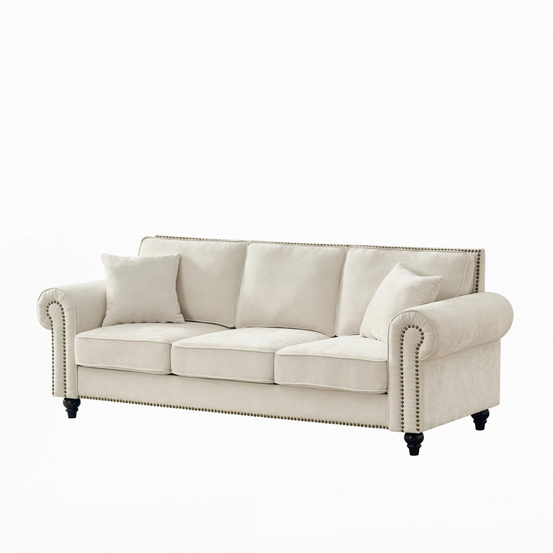 Canapé en chenille avec accoudoirs roulés, pieds en bois et garniture cloutée, H 33,5 po x l 86,5 po x P 34,5 po, 3, Beige
