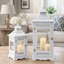 Ensemble de 2 lanternes décoratives, découpes classiques et panneaux de verre, blanc