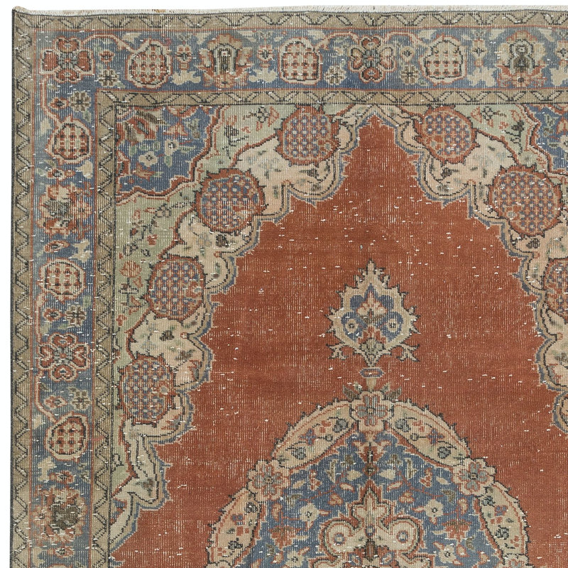 Tapis traditionnel noué à la main. Tapis rétro. Rouge, bleu foncé et beige