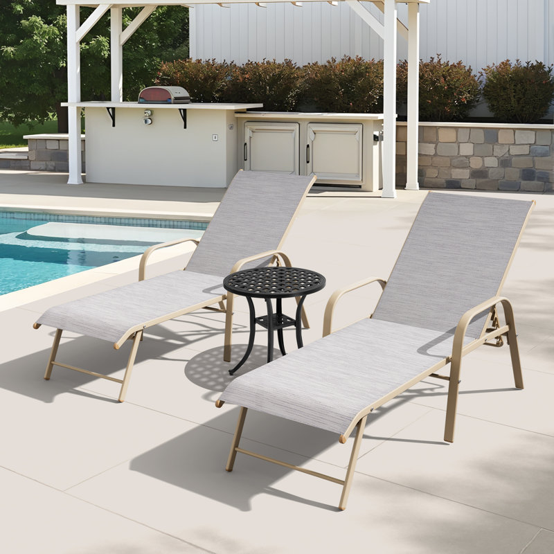 Aluminum Outdoor Chaise Lounge with Round Table, Light Gray