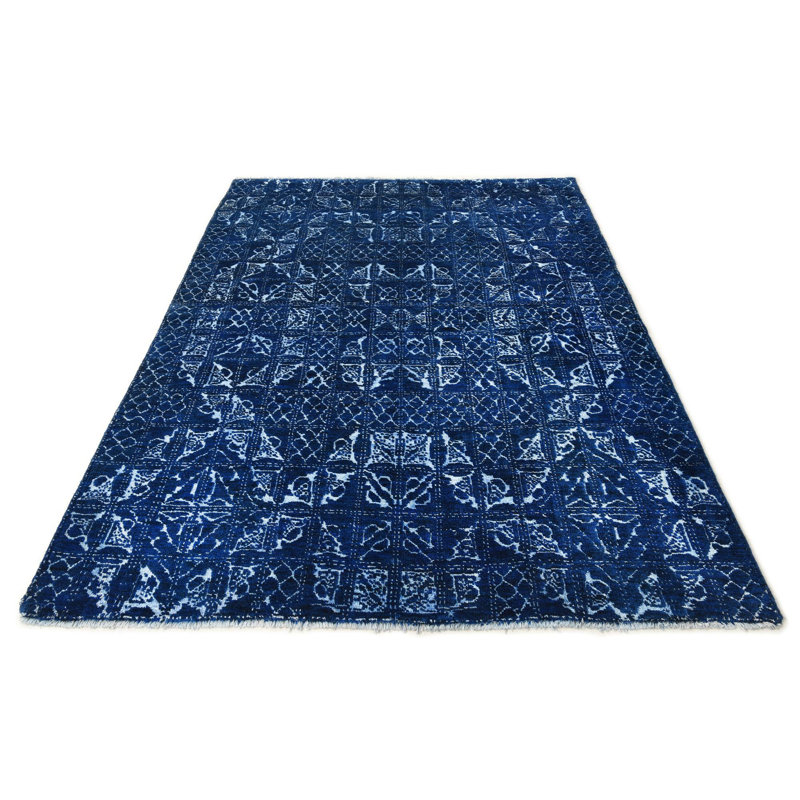 Iniguez Blue Rug