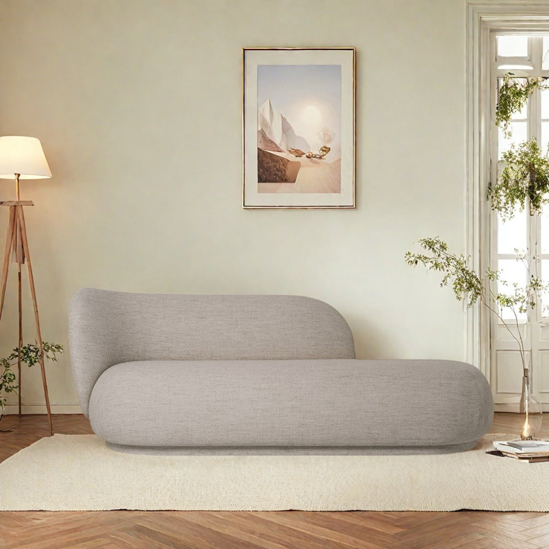 Chaise luxueuse en bois massif clair, Orienté à gauche (vu de face)