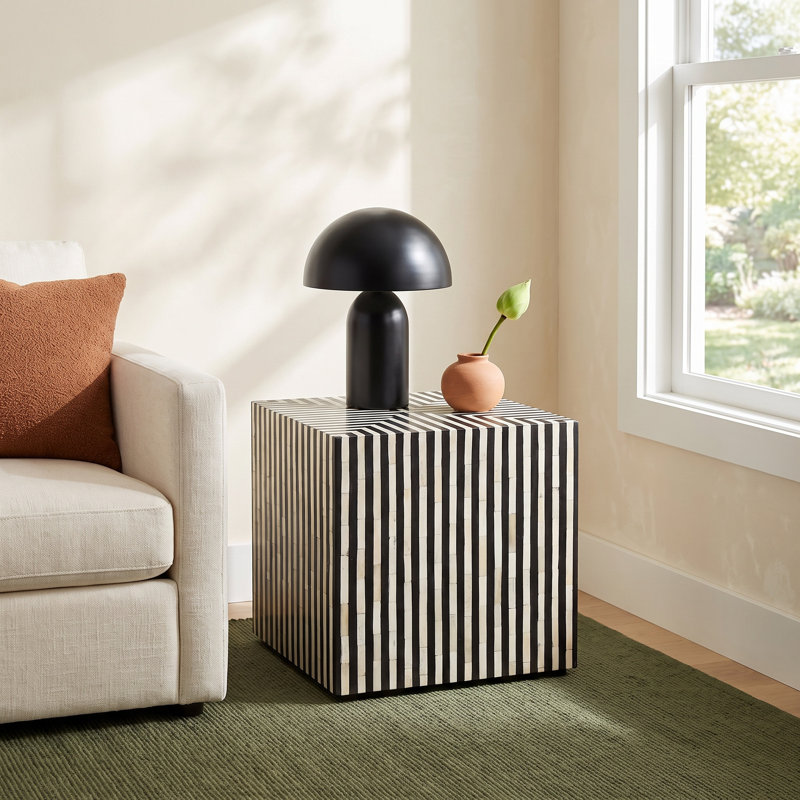 Juliette Side Table