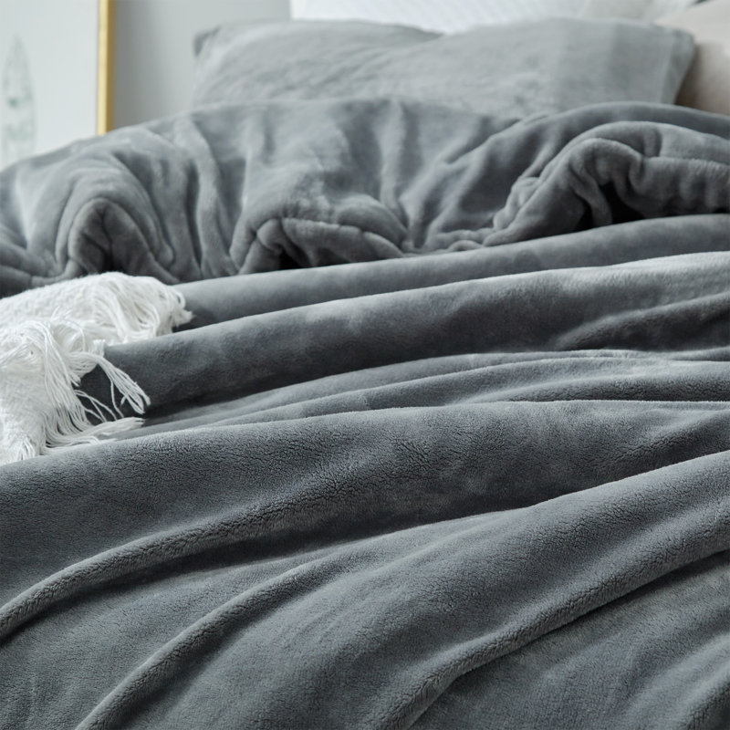 Original Plush Coma Inducer Steel Gray Oversized Comforter Set, King Comforter