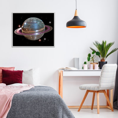 Boule disco planète giclée, design par Decent Exposures