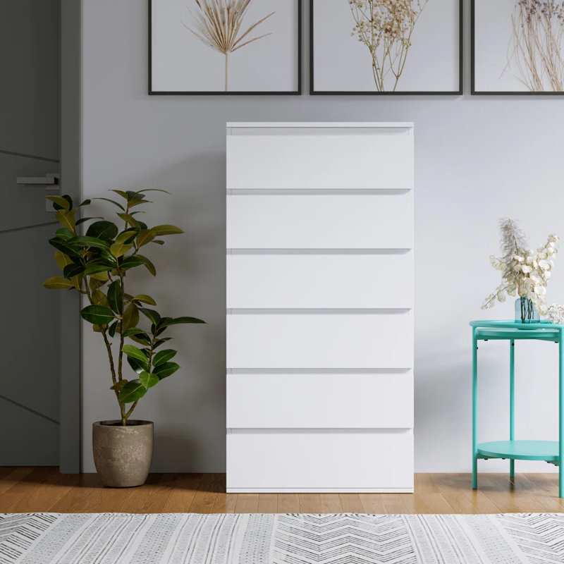 Kristiarn 23.6'' W 6 - Drawer Dresser, White