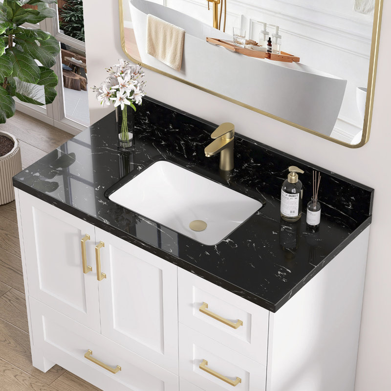42 po X P 22 po De salle de bain rectangulaire en marbre noir cultivé avec comptoir à dosseret, Noir, Au centre
