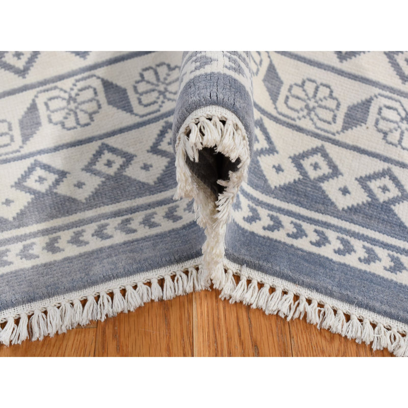 Tapis unique 8 pi 1 po x 10 pi 2 po Jirau