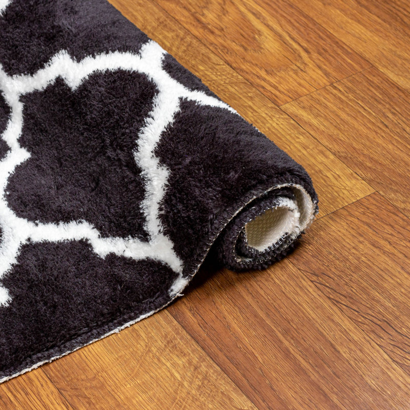 Tapis noir/blanc à zone poils longs géométrique Taos, Rectangle 5 pi 3 po x 7 pi